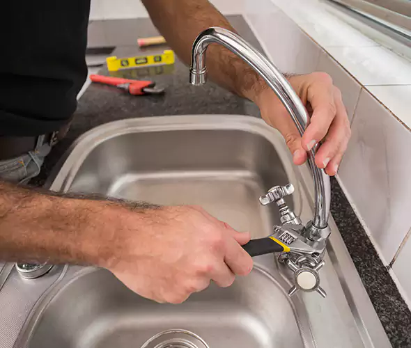 Local Experts for Faucet Repair in Boca Raton, FL:Schedule Affordable Faucet Repair Services with Us